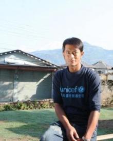 男士生活照多组,多组生活照中的时尚演绎